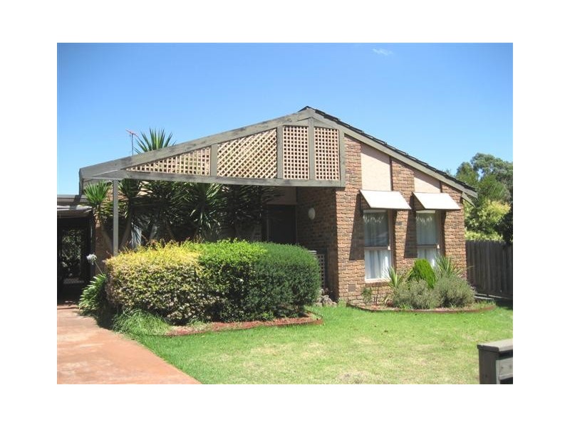 12 Melaleuca Court, Frankston VIC 3199