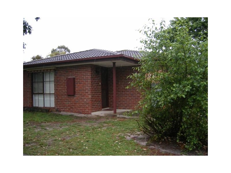 19 Greenwood Drive, Carrum Downs VIC 3201