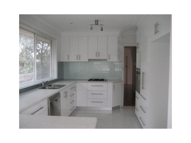 1 Kerry Street, Seaford VIC 3198