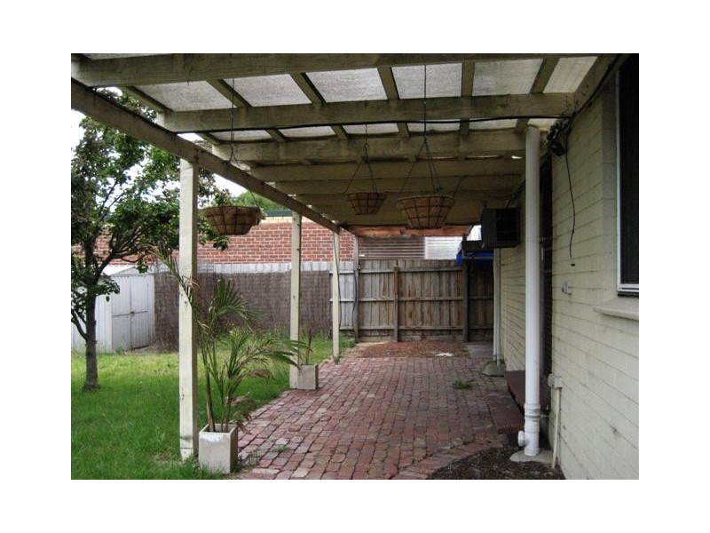 1 Kerry Street, Seaford VIC 3198