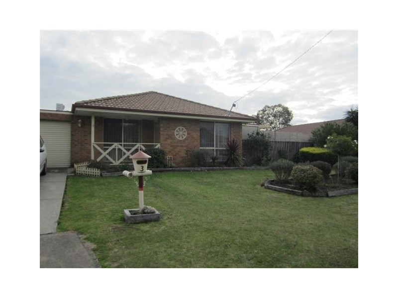 3 Dean Court, Cranbourne VIC 3977