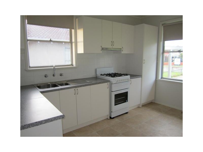 28 Aleppo Crescent, Frankston North VIC 3200