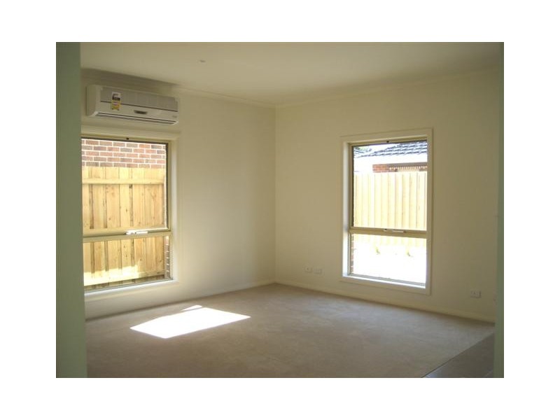 4/27 Cricklewood Avenue, Frankston VIC 3199