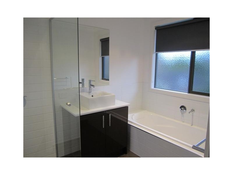 2/19 Wentworth Avenue, Frankston South VIC 3199