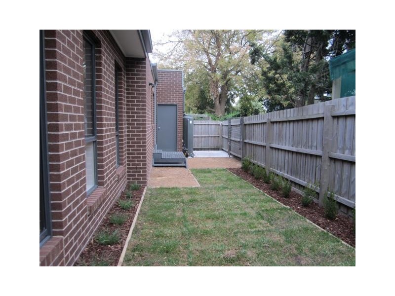 2/19 Wentworth Avenue, Frankston South VIC 3199