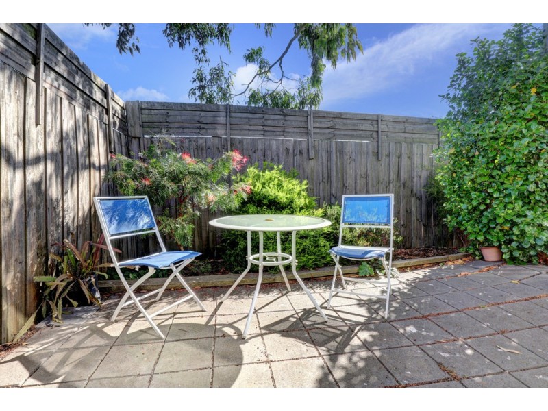 4/24-26 Robinia Street, Frankston VIC 3199