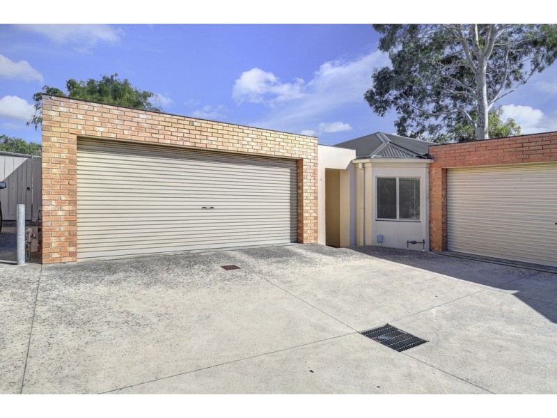 4/24-26 Robinia Street, Frankston VIC 3199