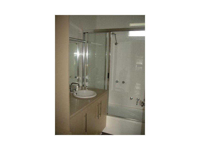 10 Government Road, Frankston VIC 3199