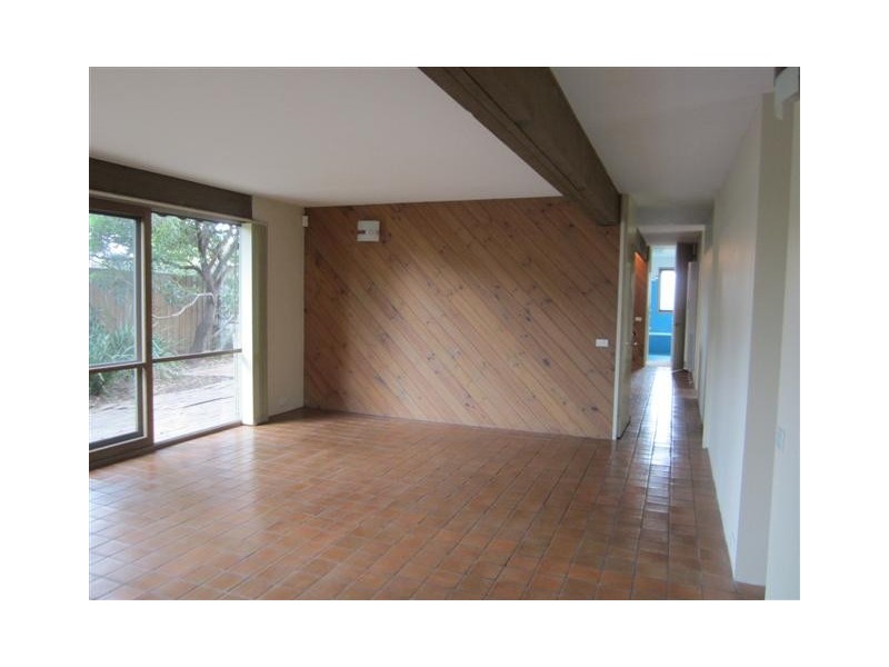 2 Saxonwood Court, Frankston VIC 3199