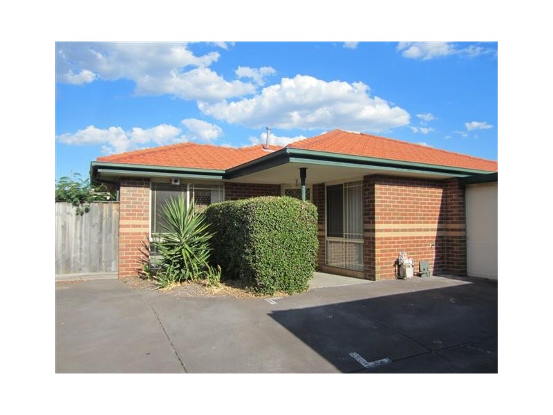3/2 Spray Street, Frankston VIC 3199