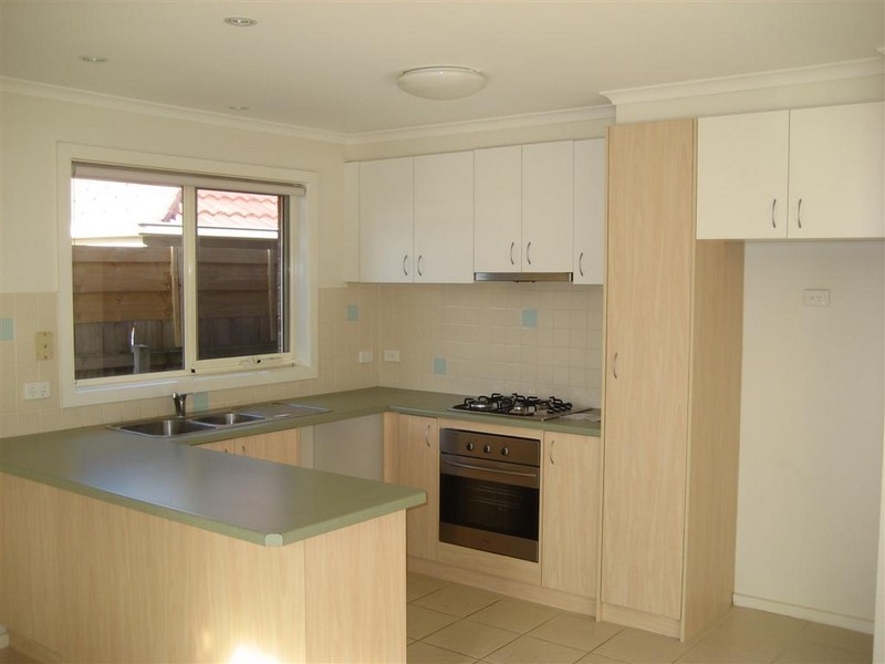 11/10 Hall Road, Carrum Downs VIC 3201