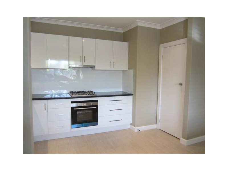 4 Bondi Avenue, Frankston VIC 3199