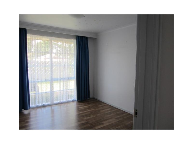 1/10 Walter Street, Cranbourne VIC 3977