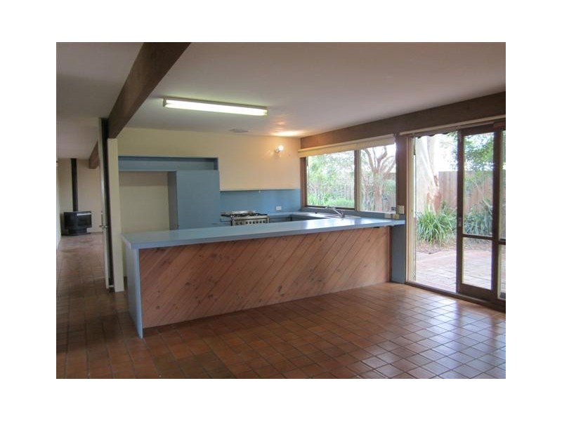 2 Saxonwood Court, Frankston VIC 3199