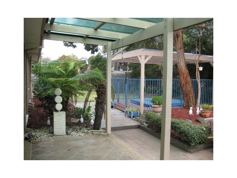 4 Eldorado Court, Frankston VIC 3199