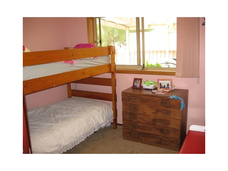 1 Sussex Crescent, Seaford VIC 3198