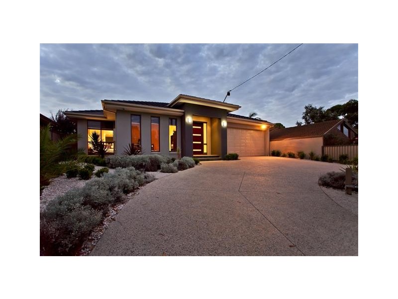 90 Yuille Street, Frankston South VIC 3199