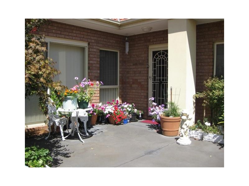 2/7 Mena Street, Frankston VIC 3199