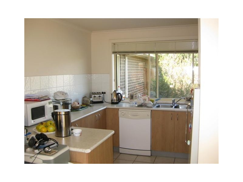 2/95 Ashleigh Avenue, Frankston VIC 3199