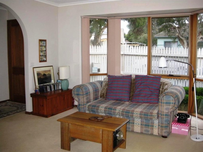 13B Birdwood Street, Frankston VIC 3199