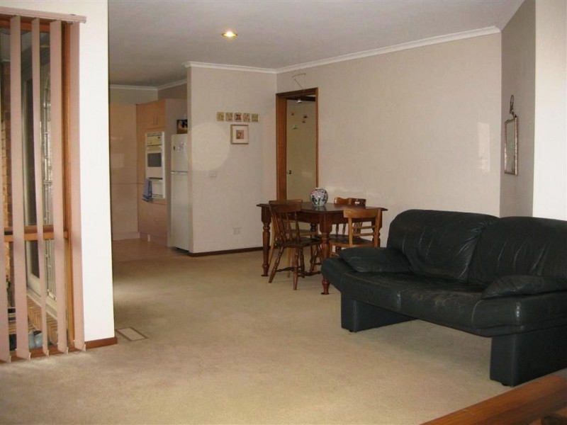 13B Birdwood Street, Frankston VIC 3199