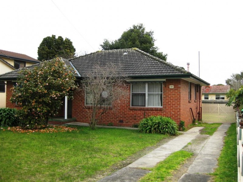 34 Rosemary Crescent, Frankston North VIC 3200