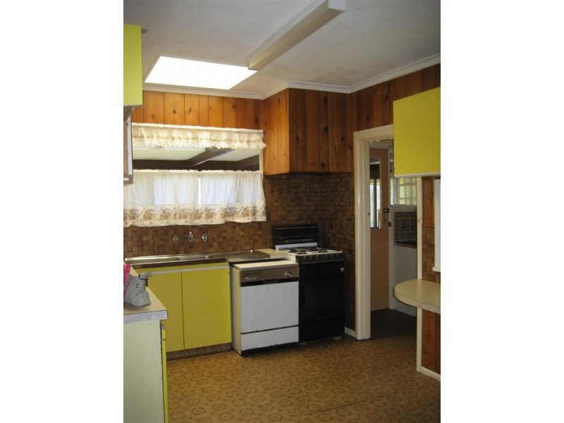 6 Verner Avenue, Frankston VIC 3199