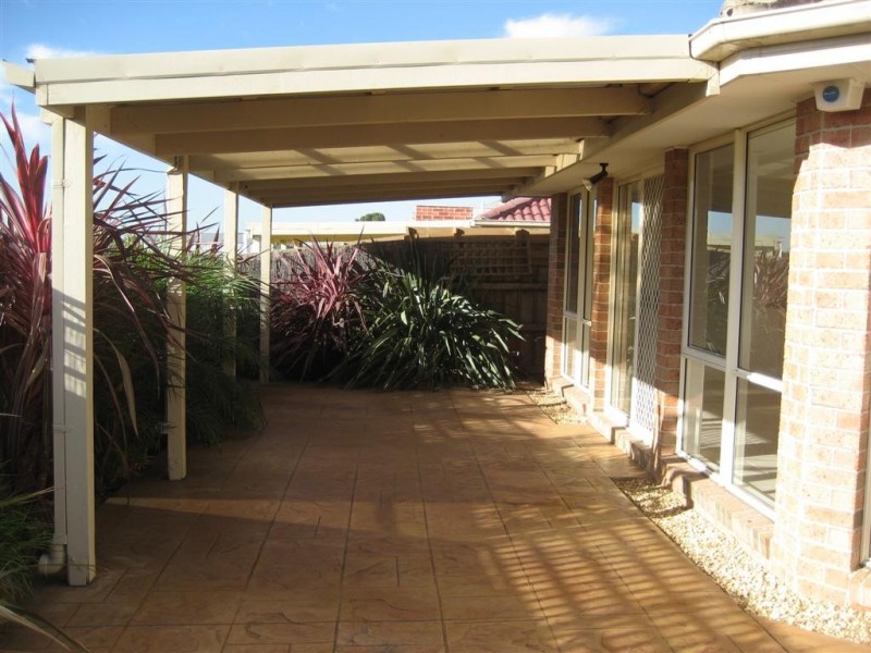 11/10 Hall Road, Carrum Downs VIC 3201