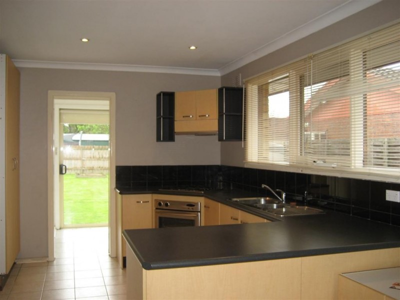 23 Armstrongs Road, Seaford VIC 3198