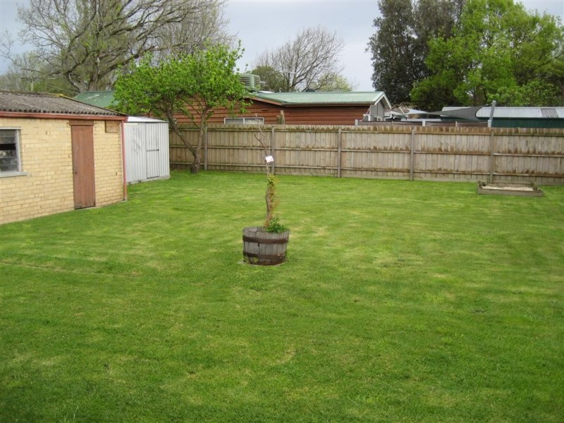 23 Armstrongs Road, Seaford VIC 3198