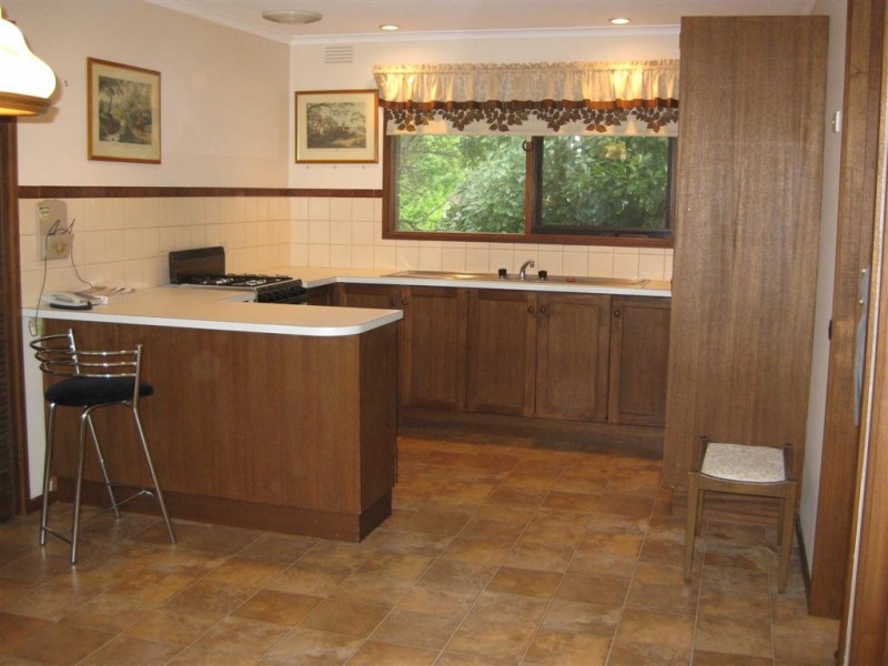 2/16 Bloom Street, Frankston VIC 3199