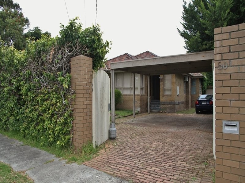 50 Rosslyn Avenue, Seaford VIC 3198