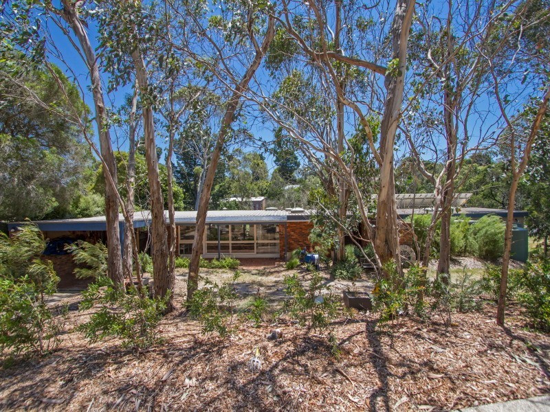 33 Mather Road, Mount Eliza VIC 3930