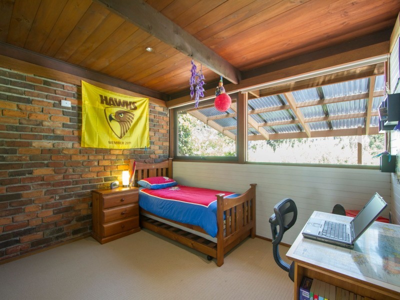 33 Mather Road, Mount Eliza VIC 3930