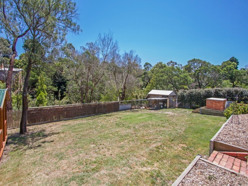 33 Mather Road, Mount Eliza VIC 3930