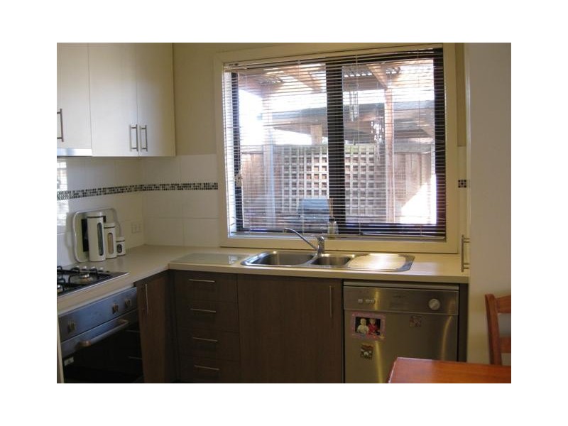 11/33 Deane Street, Frankston VIC 3199