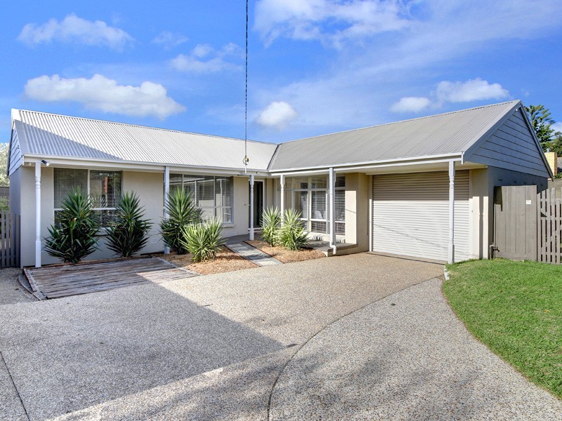 11 Overport Road, Frankston South VIC 3199