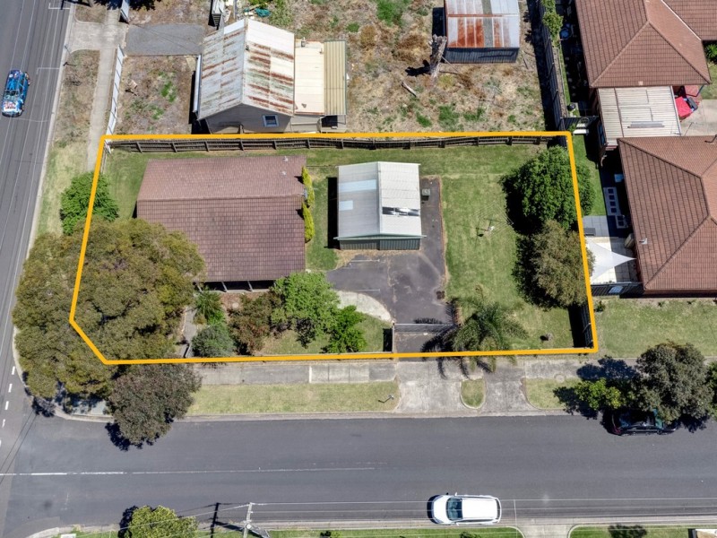 13 Overton Road, Seaford VIC 3198