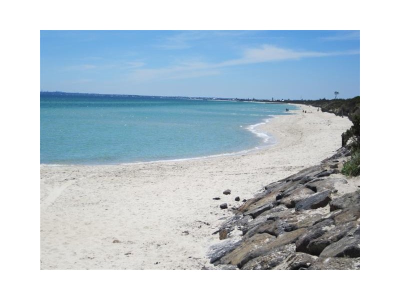 13 Overton Road, Seaford VIC 3198