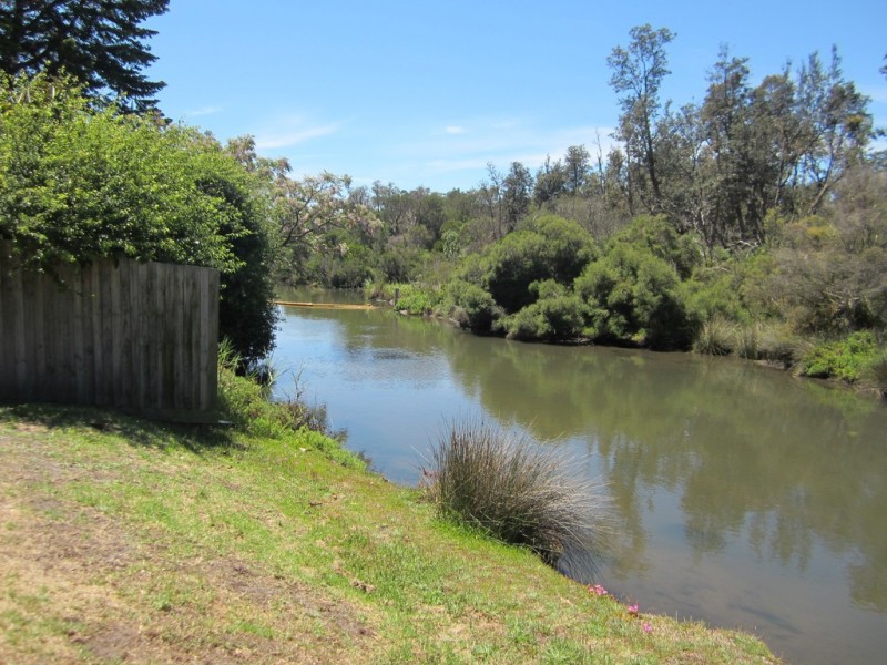 13 Overton Road, Seaford VIC 3198