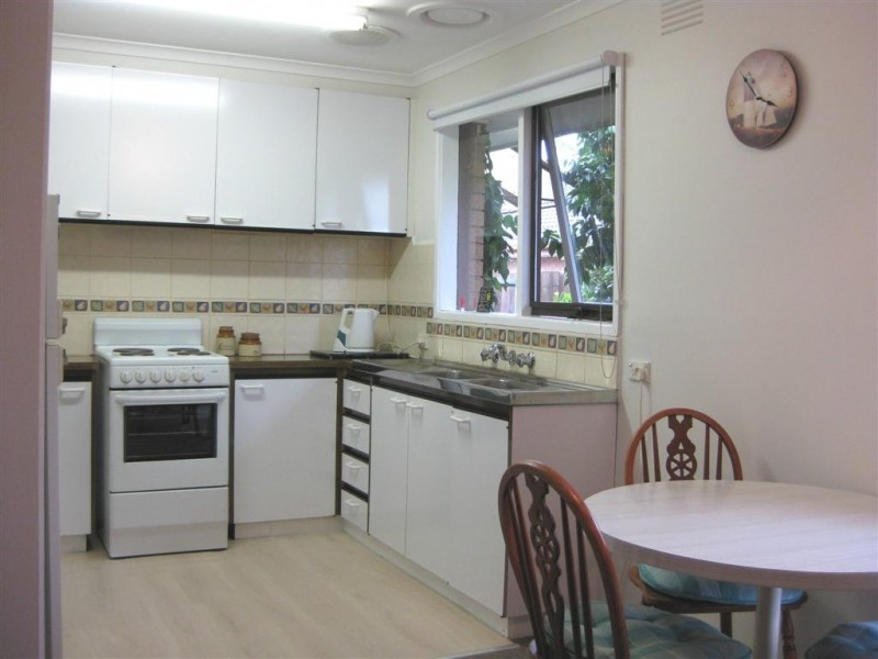 1/8 Joy Street, Frankston VIC 3199