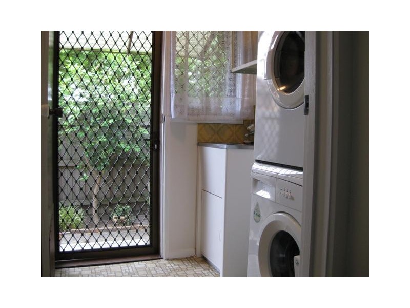 1/8 Joy Street, Frankston VIC 3199