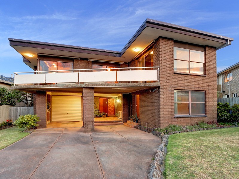 34 Menzies Close, Frankston South VIC 3199