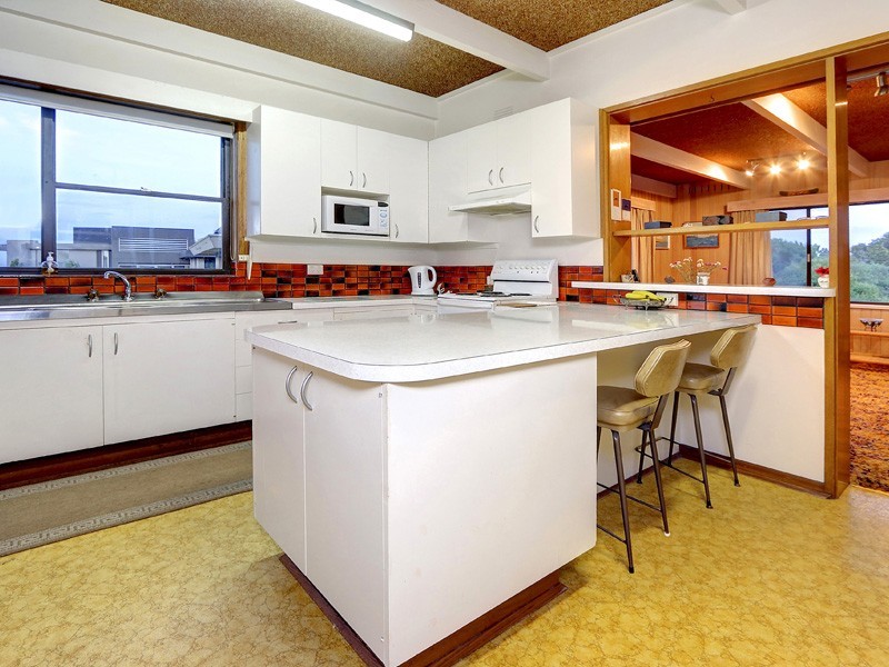 34 Menzies Close, Frankston South VIC 3199