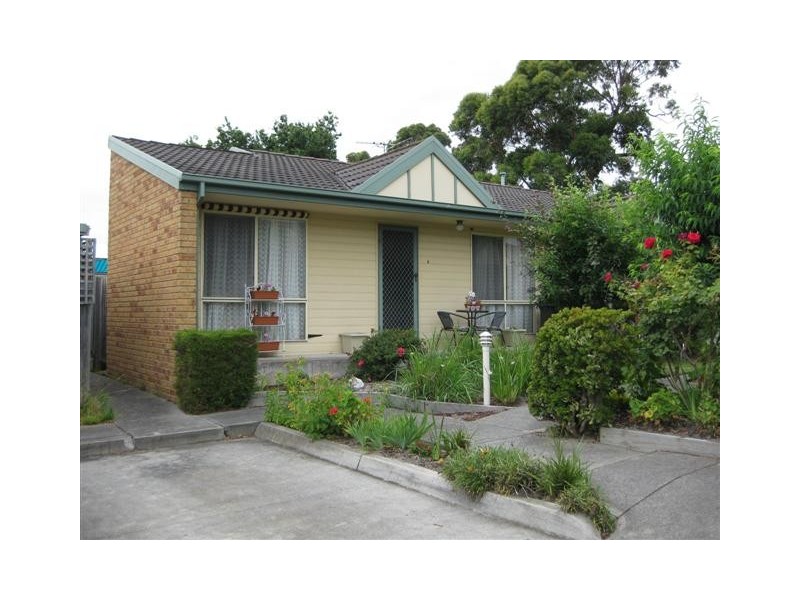 8/18 Reservoir Road, Frankston VIC 3199