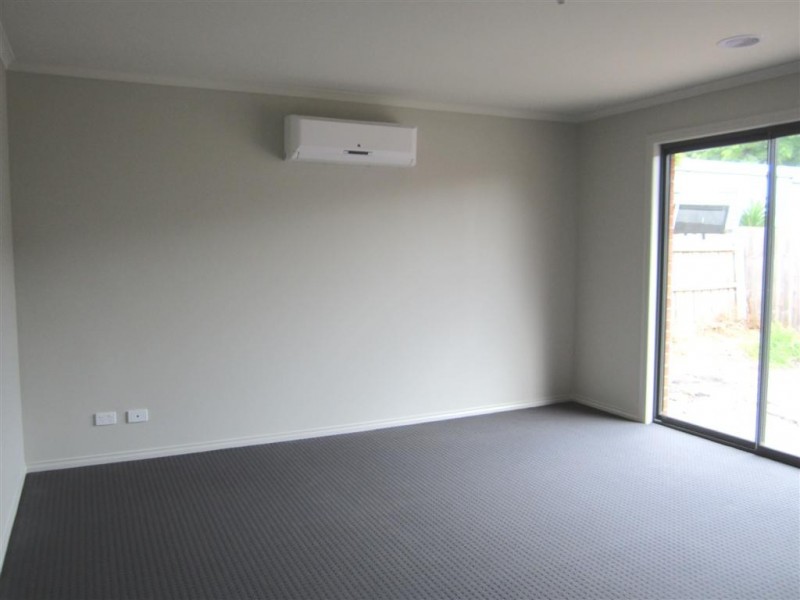 48 Cockatoo Drive, Carrum Downs VIC 3201