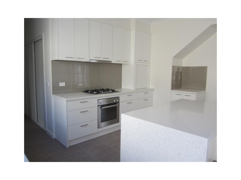 2/30A Williams Street, Frankston VIC 3199