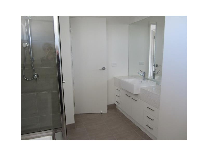 2/30A Williams Street, Frankston VIC 3199