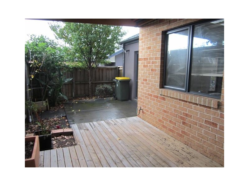 11/33 Deane Street, Frankston VIC 3199