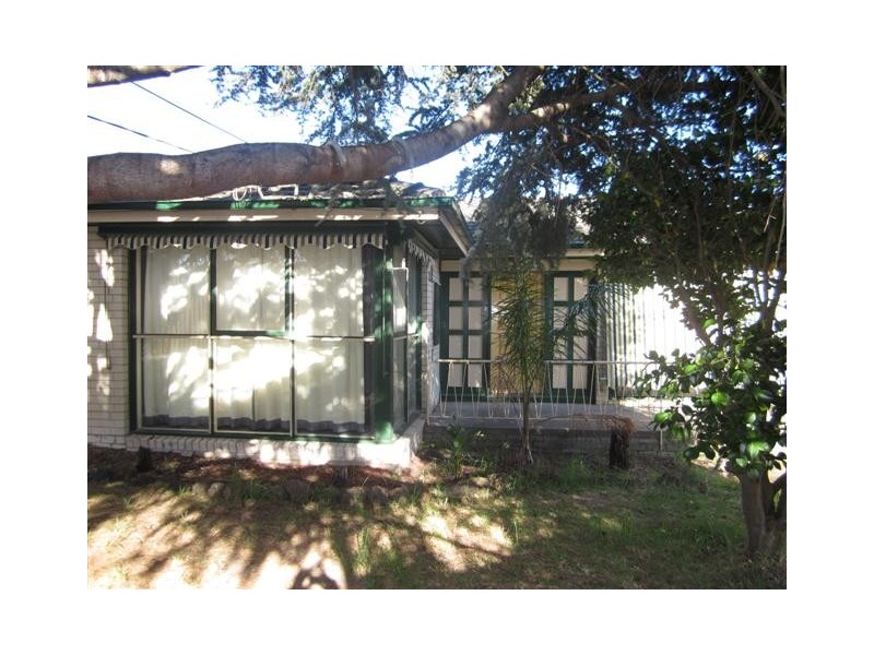 18 Berberis Crescent, Frankston VIC 3199